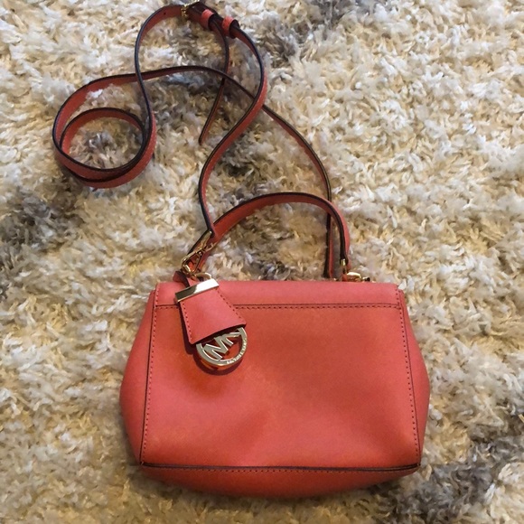 Michael Kors crossbody - Picture 2 of 5